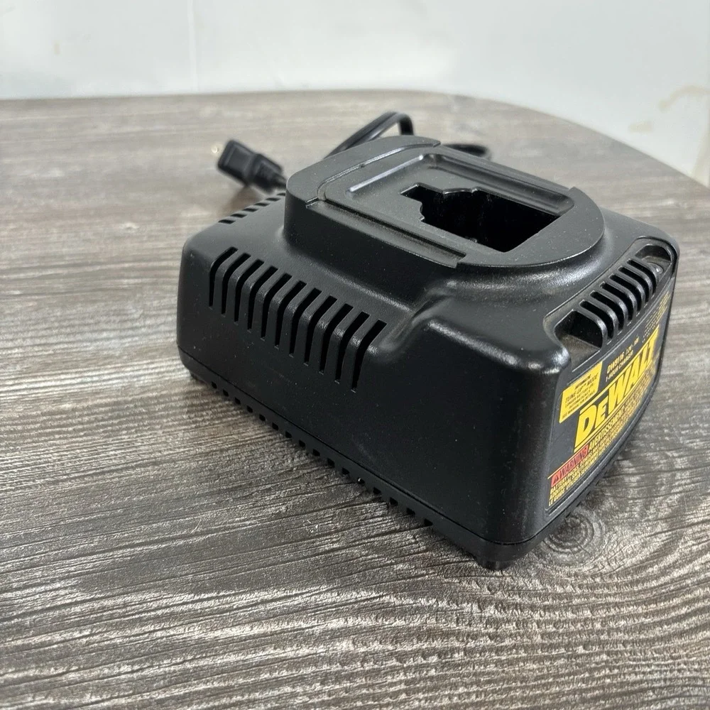 Dewalt DW9116 Battery Charger Oem Genuine